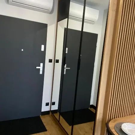 Lägenhet Dwunastka Na Traktowej